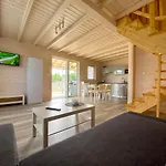 Jaktstuga M-mazuria Letniskowe Caloroczne Mazury Gizycko - Z Sauna I Jacuzzi