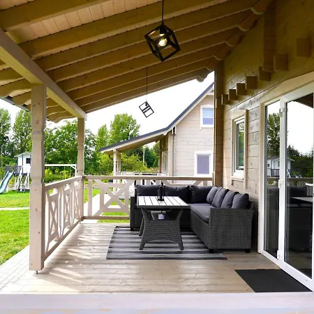 M-mazuria Letniskowe Caloroczne Mazury Gizycko - Z Sauna I Jacuzzi Lodge