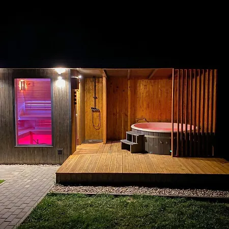 M-mazuria Letniskowe Caloroczne Mazury Gizycko - Z Sauna I Jacuzzi Lodge
