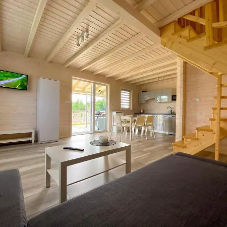 Lodge M-mazuria Letniskowe Caloroczne Mazury Gizycko - Z Sauna I Jacuzzi